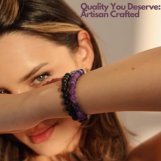 Magnetic heart bracelets connecting